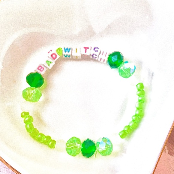 BUY1GET1FREE matching good bad witch Wicked Wizard of Oz friendship bracelet set - Picture 7 of 8
